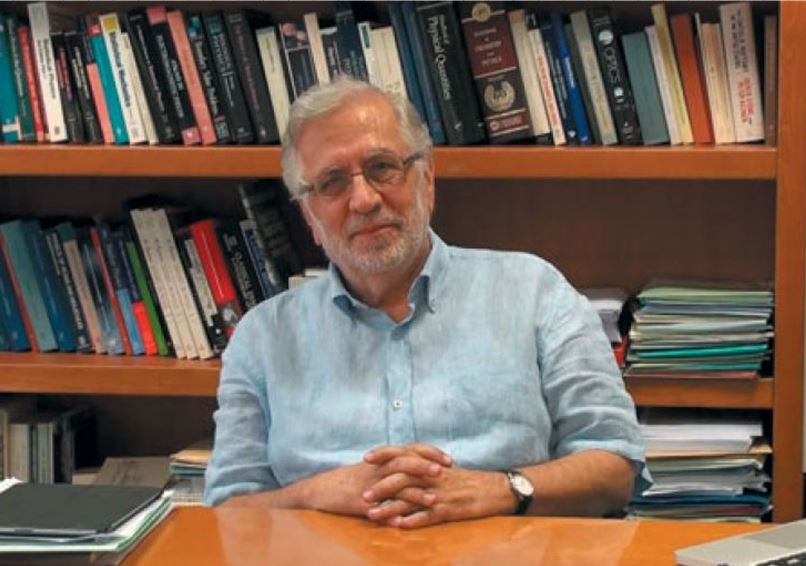 Οι σκέψεις ενός δασκάλου πάνω στην εικόνα μιας μαύρης τρύπας