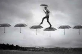 Ακροβατώντας …