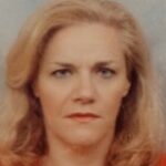 Κατερίνα Τζουμη